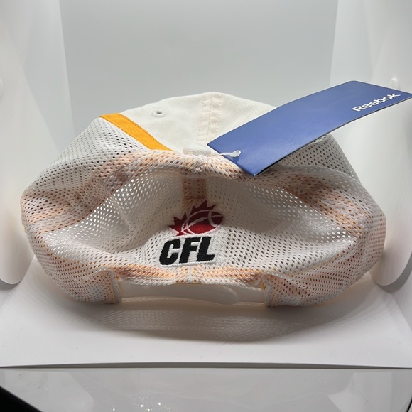 Reebok Edmonton Eskimos womens SnapBack hat NWT hard to find! - Picture 2 of 3